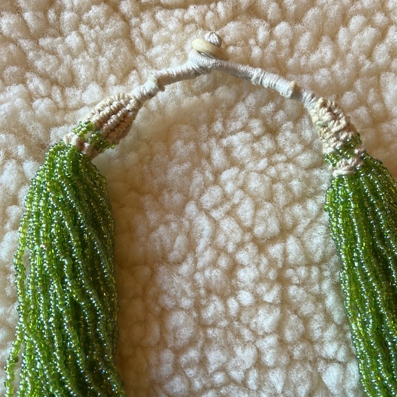 Green & Cream Beaded Necklace - Picture 6 of 17